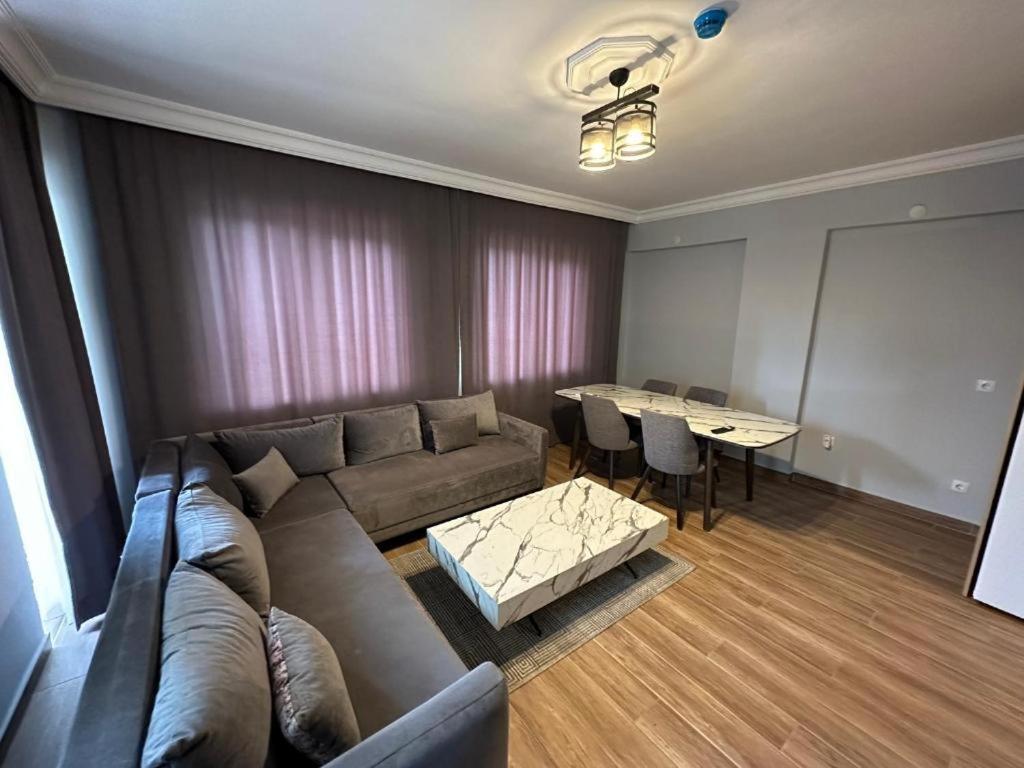 Lara'S Suite Antalya Extérieur photo